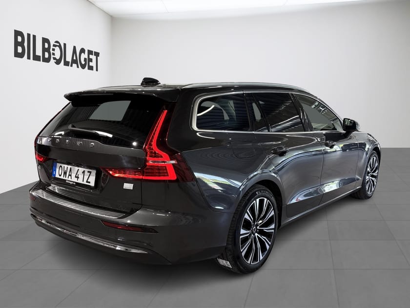 Bild 4 av Volvo V60 Recharge T6 Core Edition Drag Kamera