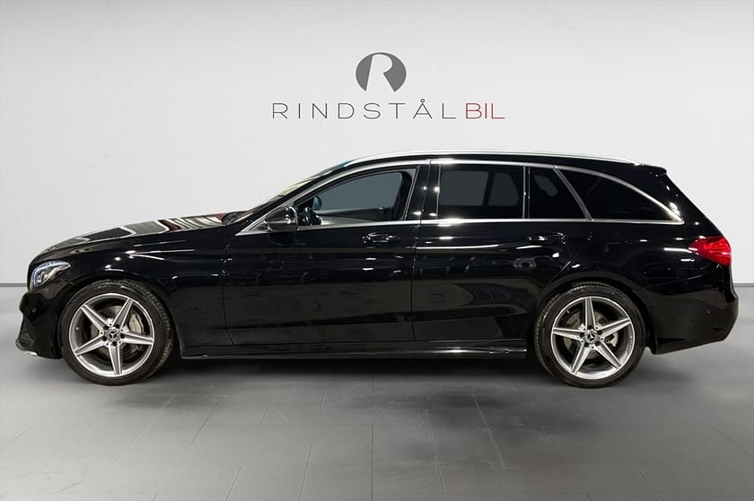 Bild 4 av Mercedes-Benz C 220 T d 170 HK AMG LINE DRAG PANO PDC B-KAMERA SKINN 18"