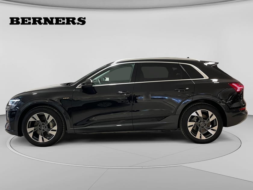 Bild 2 av Audi e-tron 55 quattro / 20 Tum / Drag / Proline Edition /
