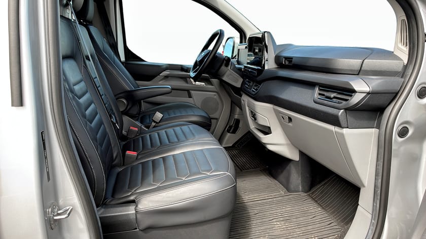 Bild 3 av Ford Tourneo Custom 320 L2 TITANIUM 2.0TDCI 170HK AUT