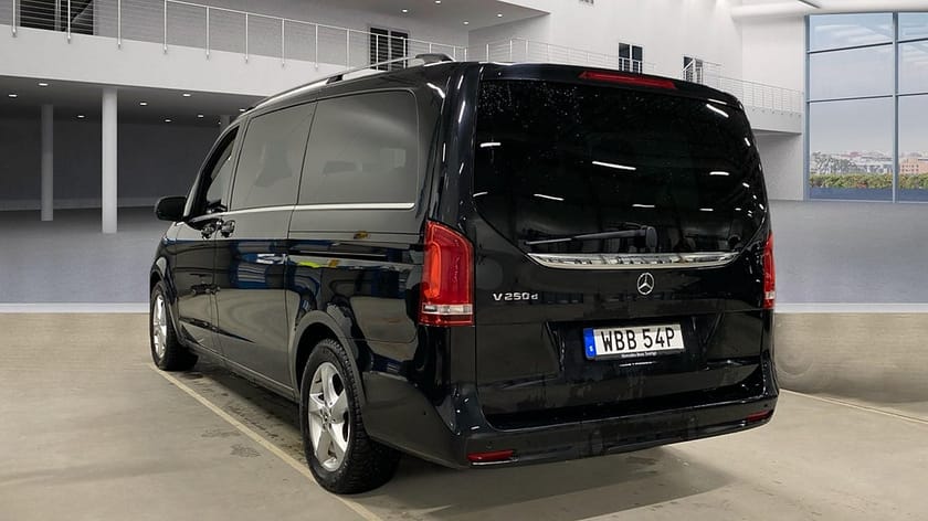 Bild 3 av Mercedes-Benz V 250d 3.2t Avantgarde | Värmare | 360 | 8-sits |