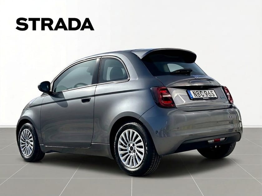 Bild 3 av Fiat 500e 42 kWh | ICON | Backkamera | Parkeringssensorer