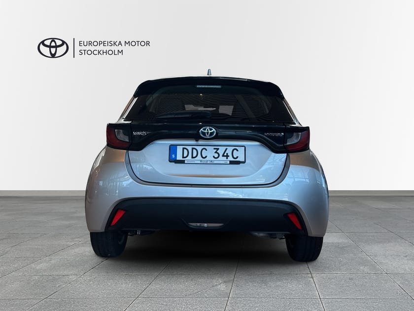 Bild 5 av Toyota Yaris Hybrid Active Komfortpaket Vinterhjul
