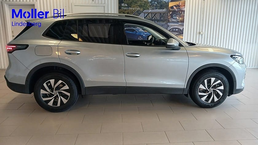 Bild 3 av Volkswagen Tiguan eHybrid LIFE e-HYBRID 204 HK DSG6, DRAG, AREA VIEW