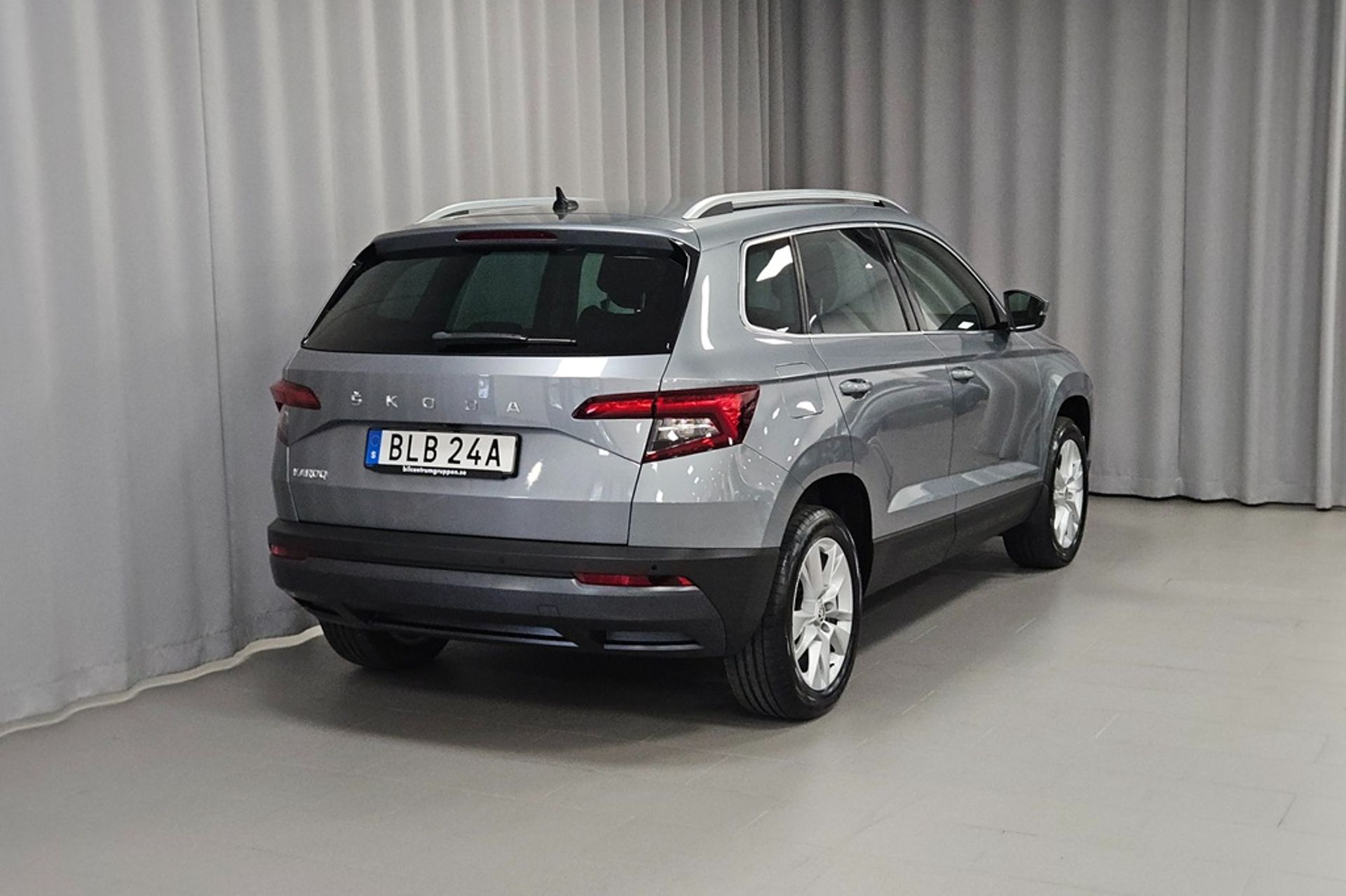 Skoda Karoq 2020, photo 3/9