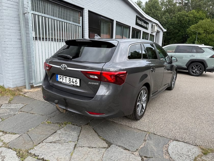 Bild 3 av Toyota Avensis Kombi 1.8 147HK ACTIVE PLUS / DRAG / 11200Mil
