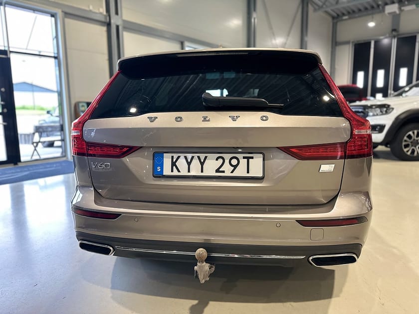 Bild 5 av Volvo V60 Recharge T6 AWD  Inscription / Pano / Drag / H/K