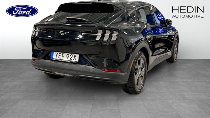 Bild 2 av Ford Mustang Mach-E Standard Range RWD 269hk | Teknikpaket | B&O högtalare