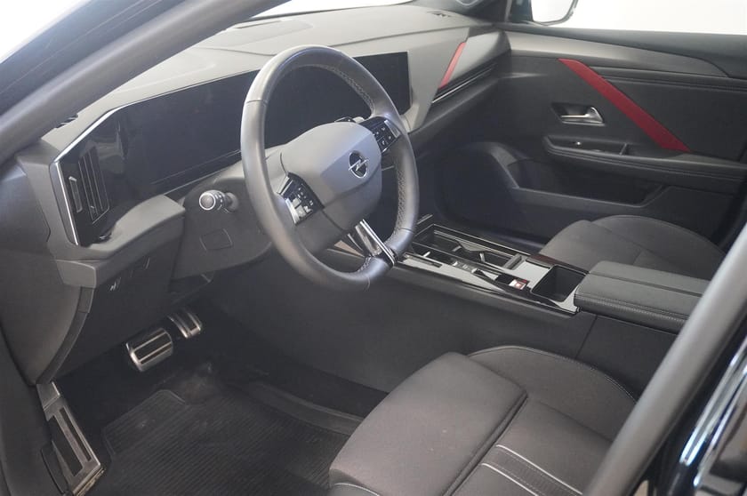 Bild 2 av Opel Astra 1,2t 130 5d Gs-Line Aut Pluspaket Black