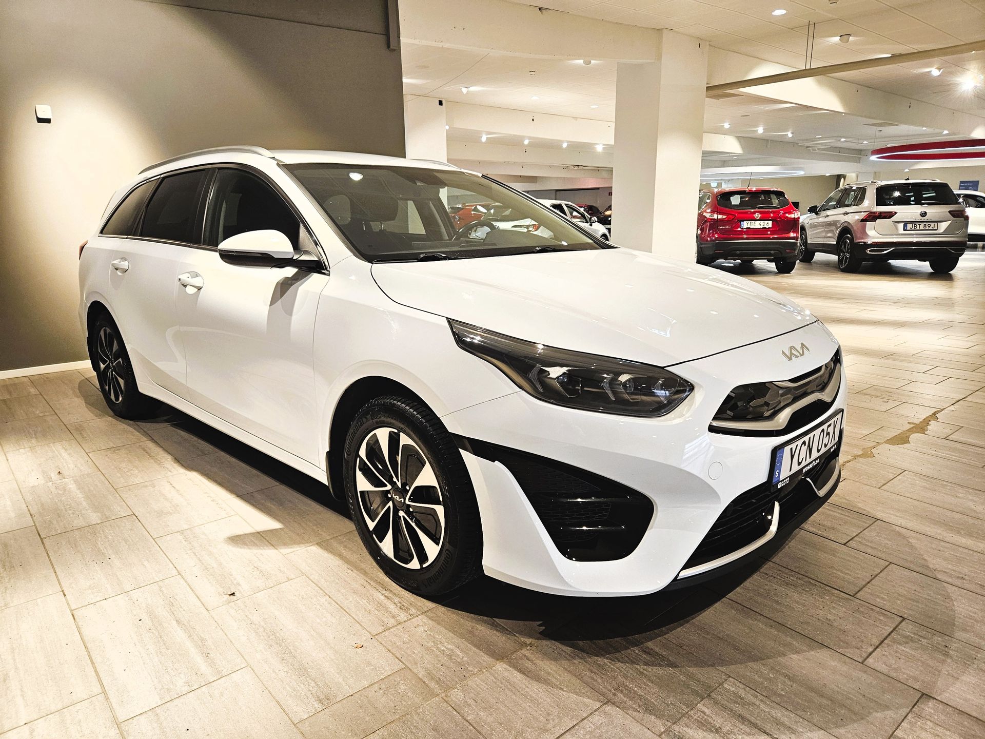 Kia Ceed Sportswagon Plug-in Hybrid 2023, bild 4/10