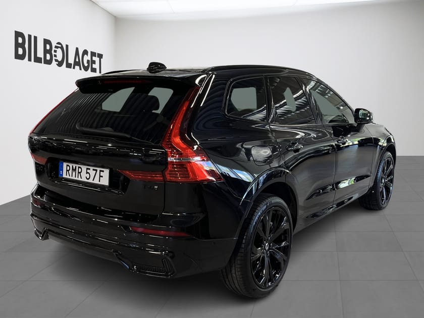 Bild 4 av Volvo XC60 T6 Ultra Black Edition Högspecad B&W 360-Kamera