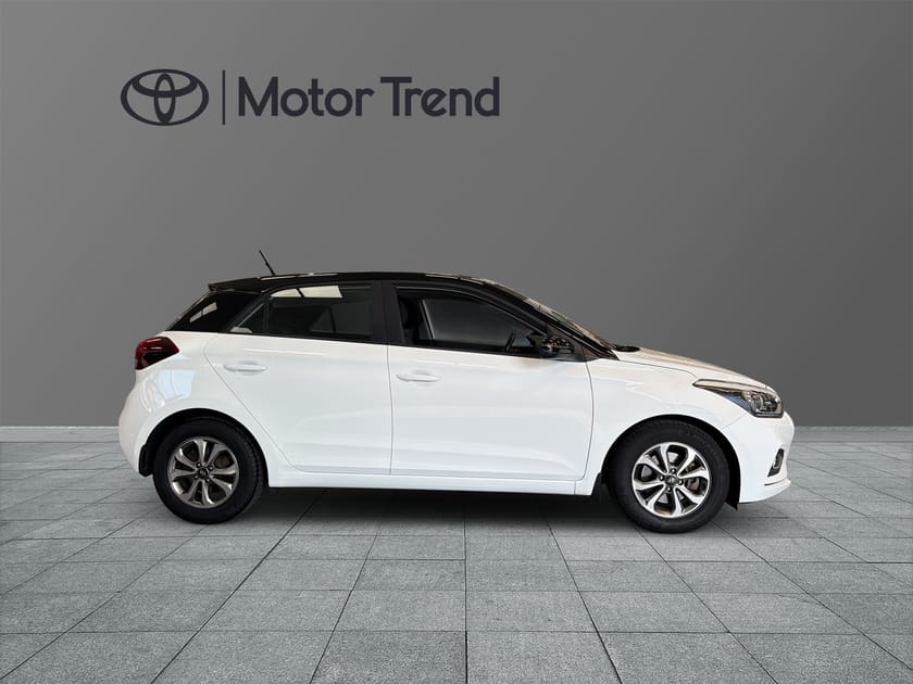 Bild 3 av Hyundai i20 Premium S+V hjul