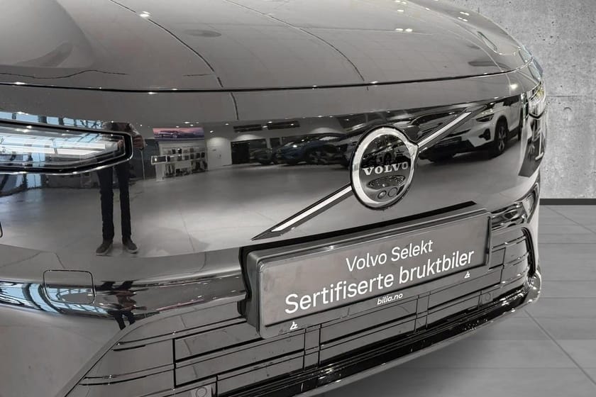 Bilde 3 av Volvo ES90 Single Motor Extended Range Ext. RWD Ultra, Massasje, 22", Luftfjær, B&W