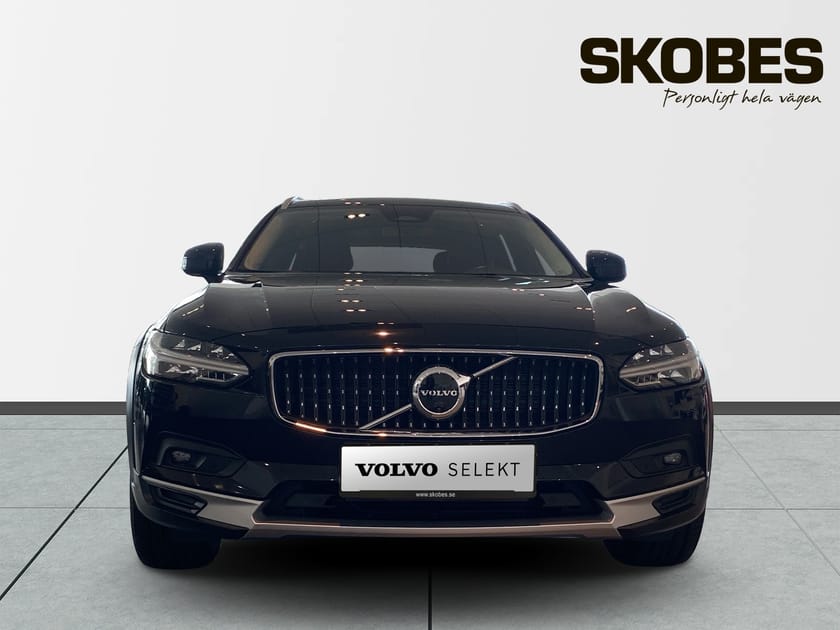 Bild 2 av Volvo V90 Cross Country B5 AWD Diesel Advanced Läder, 360-Kamera, Drag, Luftfjädring