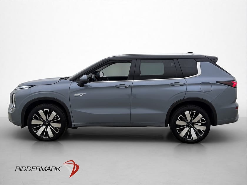 Bild 5 av Mitsubishi Outlander PHEV AWD 306hk Yamaha Pano 360 HUD Drag
