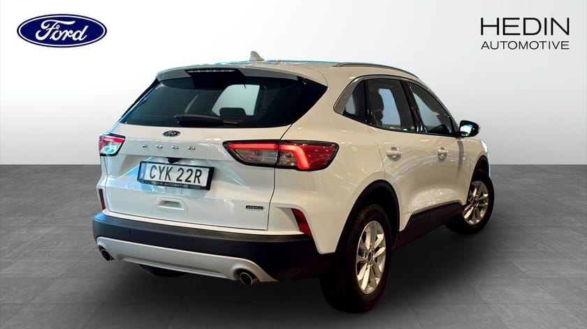 Bild 2 av Ford Kuga Plug-In Hybrid Titanium 2.5 225HK Vinterpaket Carplay