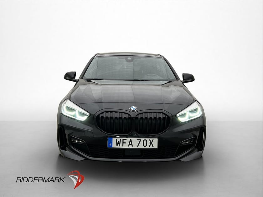Bild 2 av BMW 118i M Sport 136hk Cockpit Sensorer Halvskinn CarPlay
