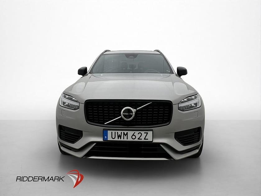 Bild 2 av Volvo XC90 T8 AWD Ultimate Dark Pano B&W 7-Sits 360 Drag