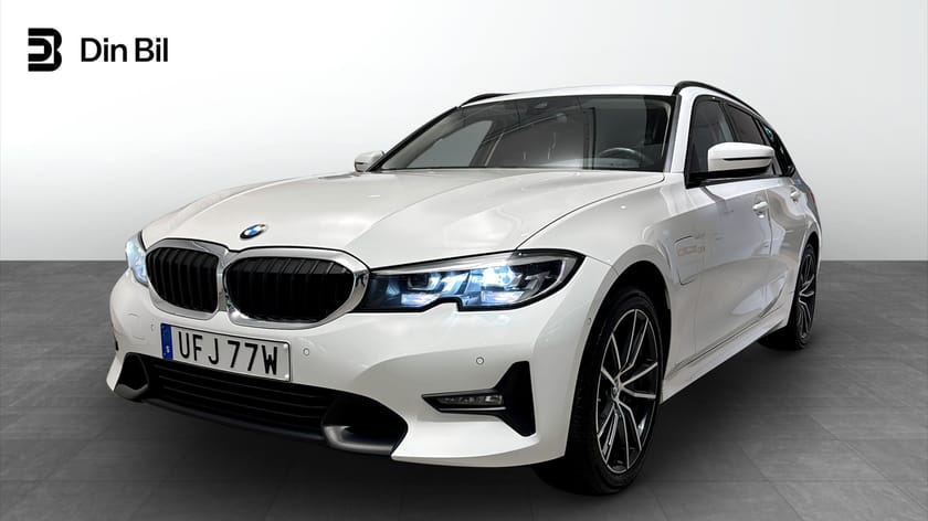 Bild 1 av BMW 330e xDrive Touring Sport Line