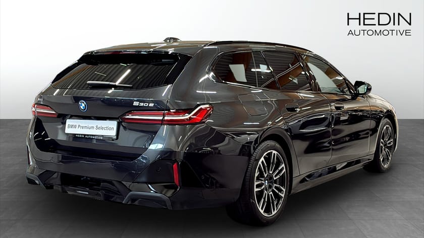 Bild 2 av BMW 530e xDrive Touring M-Sport Drag