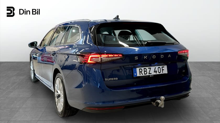 Bild 3 av Škoda Superb iV Kombi Selection | Drag/Navigation/Backkamera
