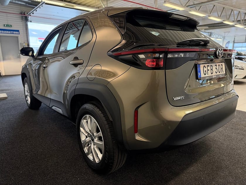 Bild 5 av Toyota Yaris Cross Hybrid 115 115hk e-CVT / Vhjul/ Adaptiv farthållare/ Kamera