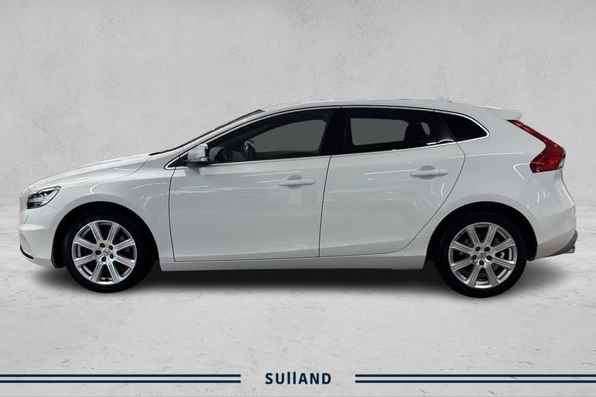 Bilde 2 av Volvo V40 T2 | R-Design | Manuell | Bensin | Lav KM
