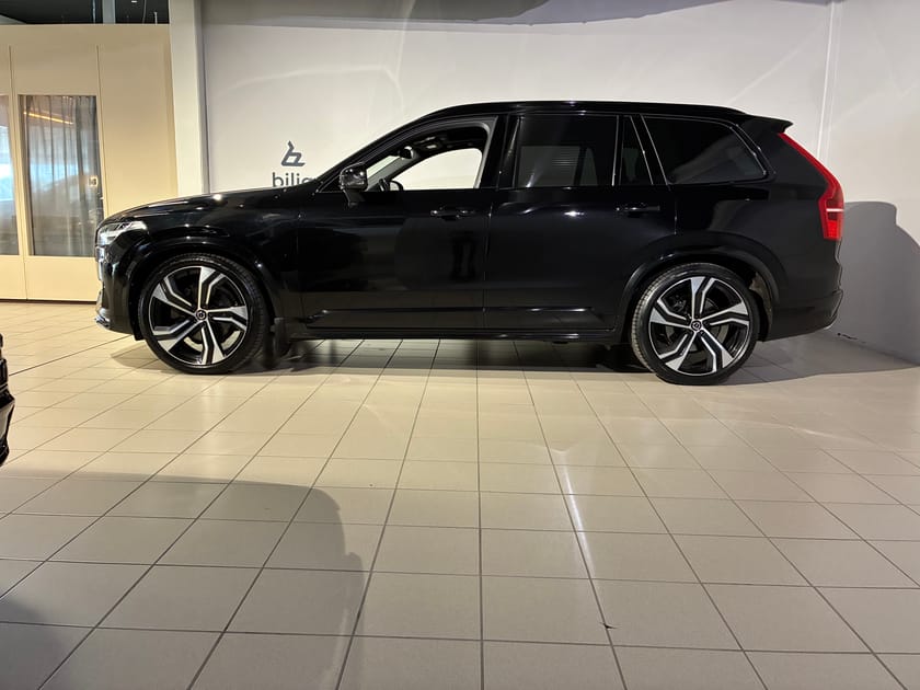 Bild 2 av Volvo XC90 7-seater B5 AWD Diesel R-Des Pro Edt | 7-säten | B&W |