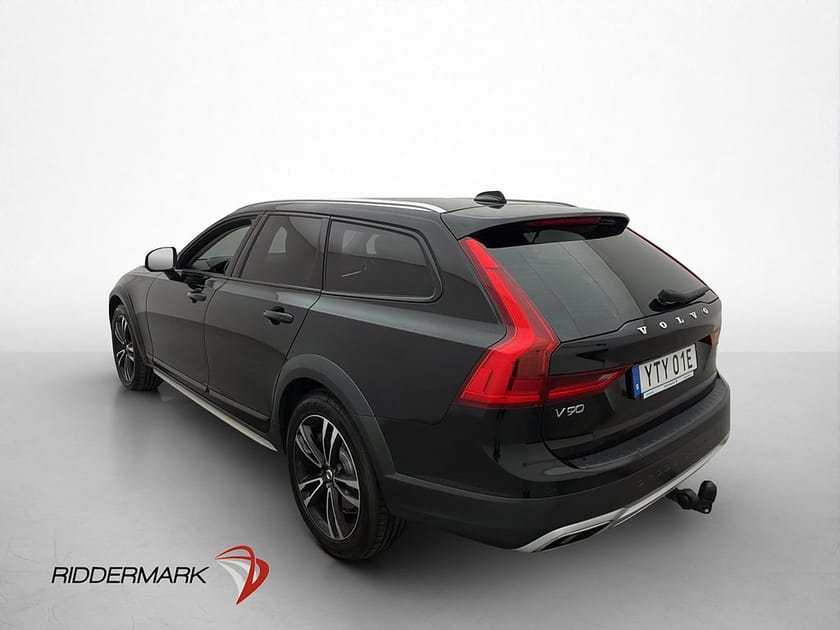 Bild 5 av Volvo V90 Cross Country D4 190hk AWD Skinn Värm 360 HUD Drag