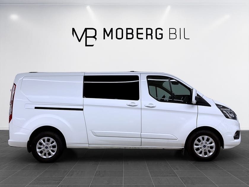 Bild 3 av Ford Transit Custom 340 Crew Van 2.0 170hk Helg på Moberg!  L2 B-Kamera Drag Navi