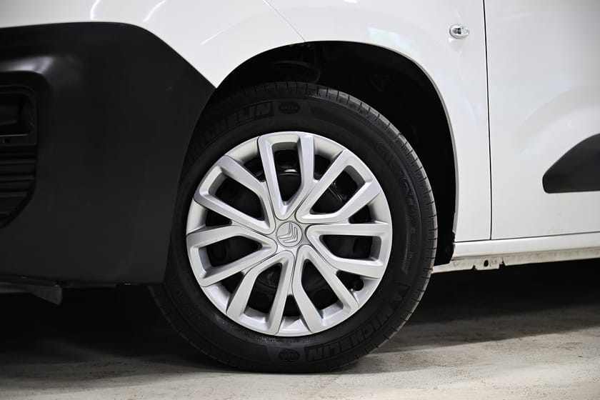 Bild 5 av Citroën Berlingo Van 131HK Automat|V-Inredd|Drag|3-Sits|EnÄgare|Leasbar