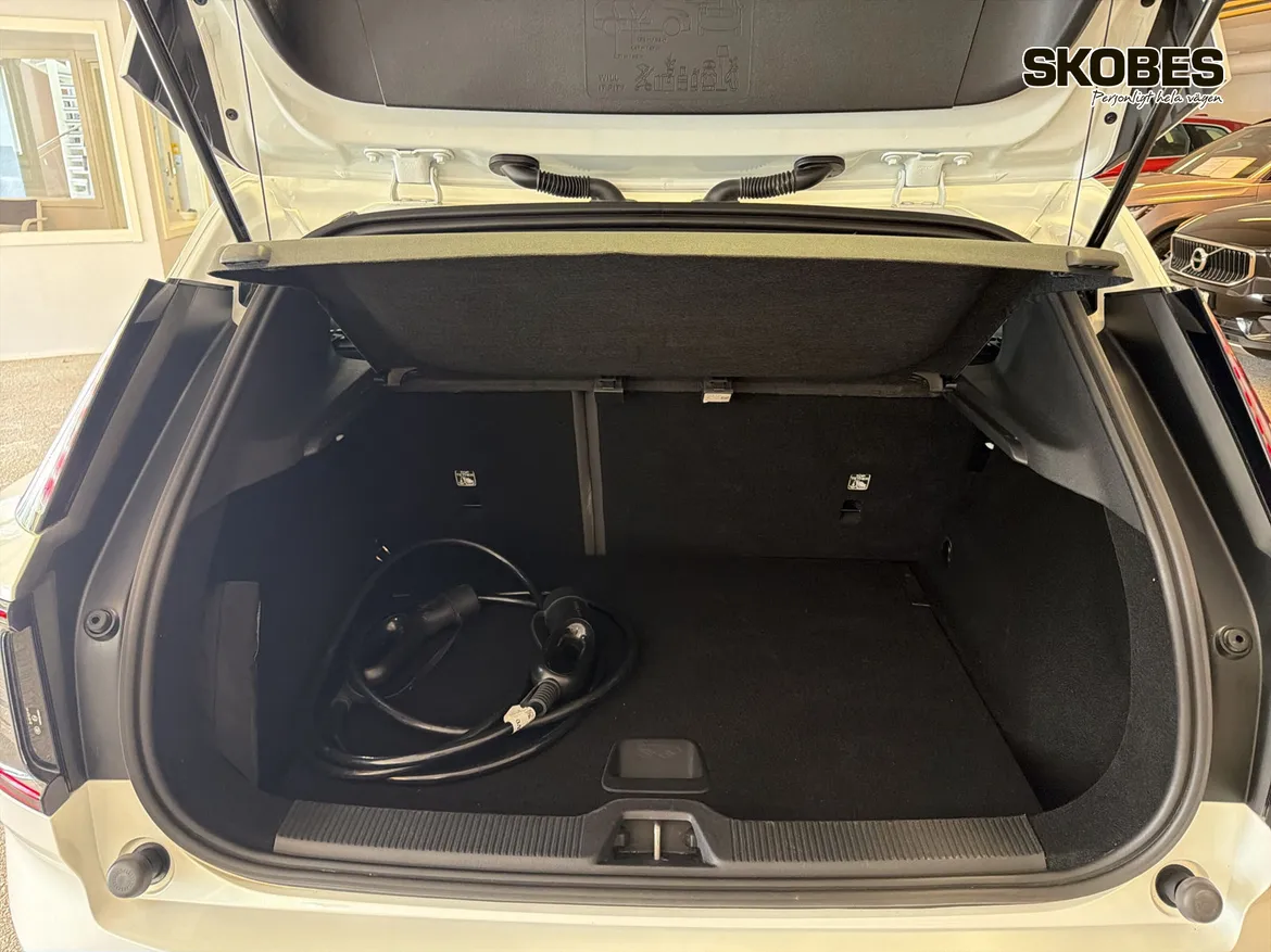 Volvo EX30 Single Motor Extended Range