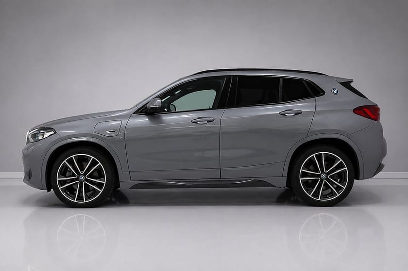 Bild 3 av BMW X2 xDrive25e Steptronic M Sport Ambient