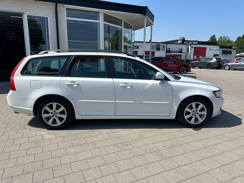 Bild 4 av Volvo V50 T5 (230 hk) Kinetic DRAGKROK