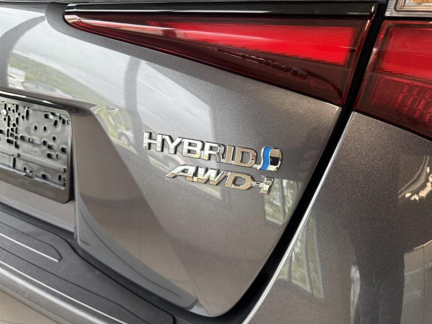 Bilde 5 av Toyota Prius Hybrid AWD-i 