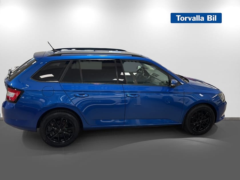 Bild 5 av Škoda Fabia Kombi Skoda 1.0 MPI Style PDC NYBYTT kamrem + service