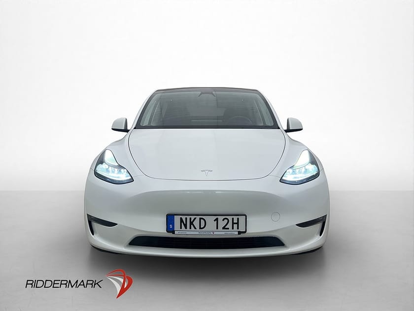Bild 3 av Tesla Model Y Long Range AWD Autopilot Dragkrok Svensksåld