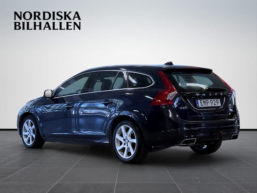 Bild 5 av Volvo V60 D4 AWD Geartronic Summum Business Edition Drag Värmare