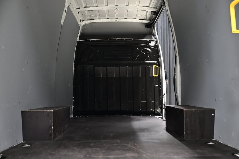 Bild 5 av Iveco Daily 35-140 Van 136HK Automat|L3H2|Webasto|3.5ton-dragvikt|Lågmil|Moms