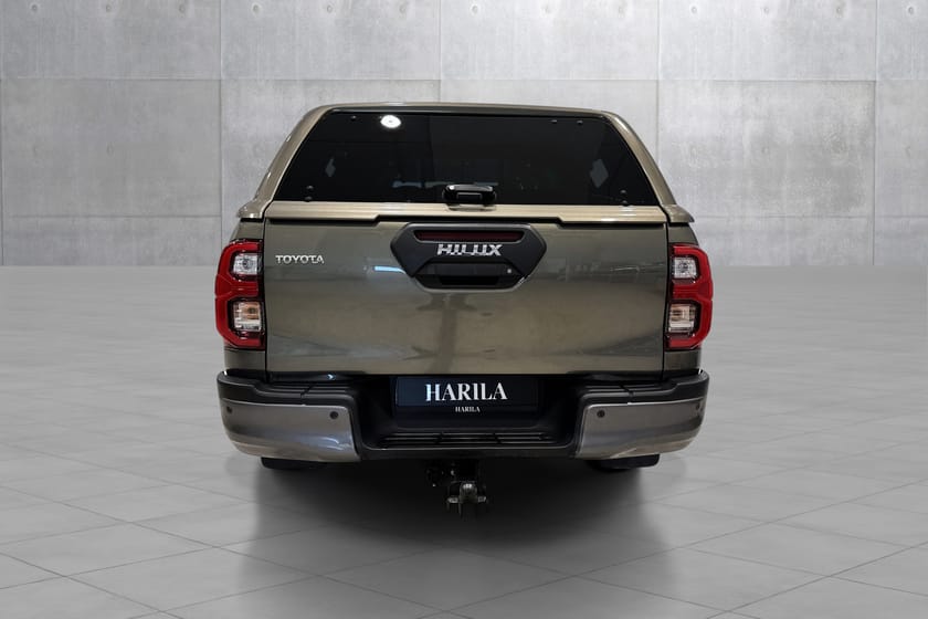 Bilde 5 av Toyota Hilux Dobbelcab SR+ med kapell og Defa pakke