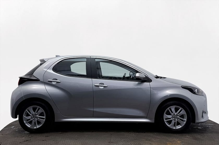 Bild 5 av Toyota Yaris Hybrid Aut Kamera Filassist Rattvärme MOMS 116hk