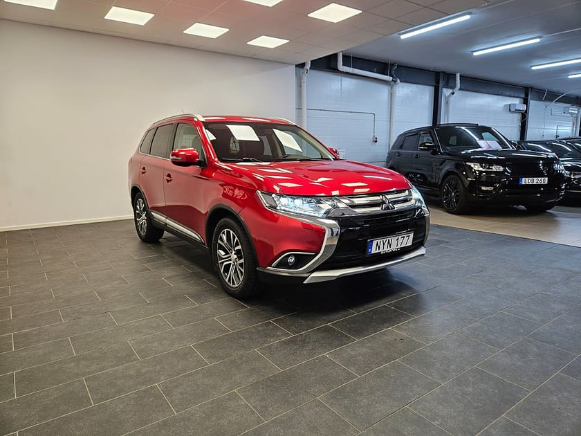 Bild 5 av Mitsubishi Outlander 7 sits 2.2 Di-D 150hk 4WD 4x4 Business Läder Backkamera