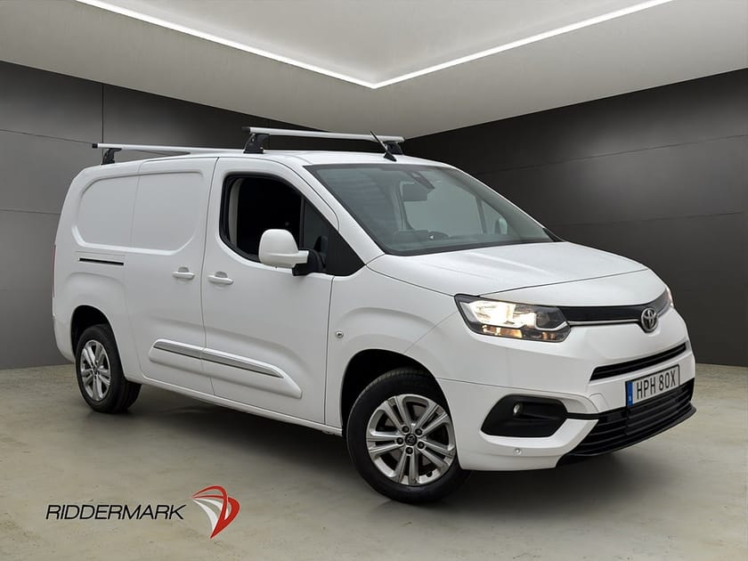 Bild 1 av Toyota ProAce City proace-city L2 Dragkrok B-Kamera Takräcke CARPLAY