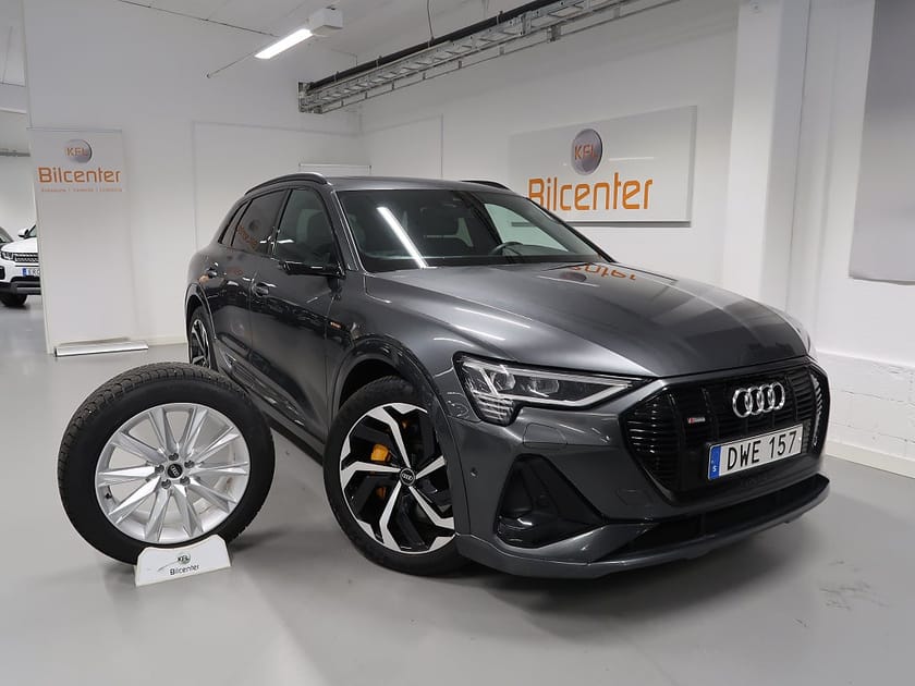 Bild 1 av Audi e-tron 55 quattro Q S-line V-Däck ingår Drag-B&O-360°-3D-Pano-Matrix-K