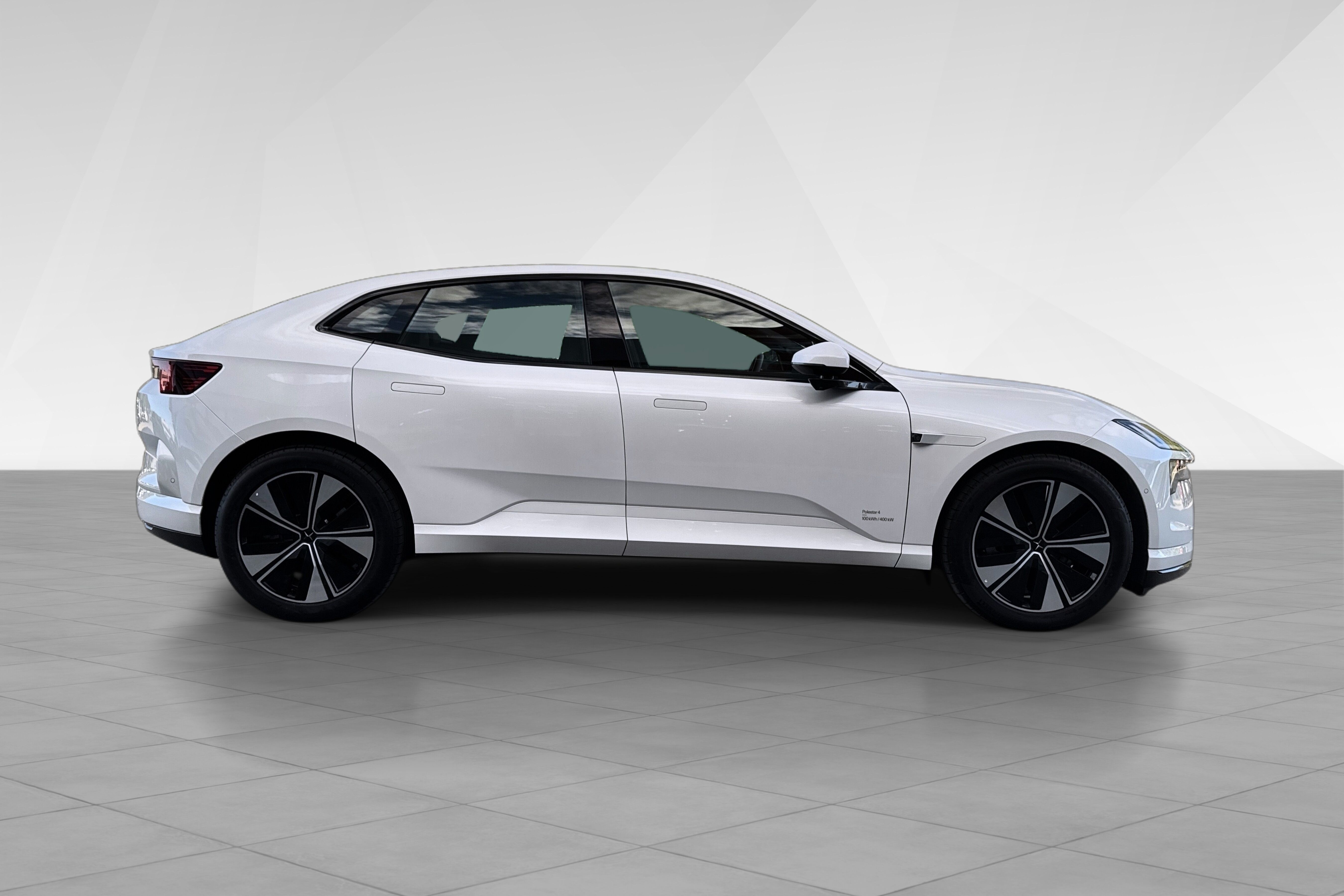 Polestar 4 Long Range Dual motor bilde 4