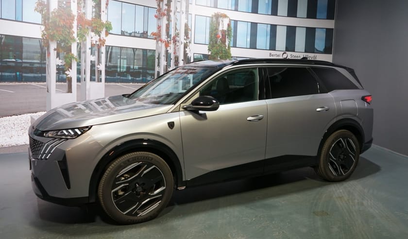 Bilde 1 av Peugeot E-5008 GT-Line / Godt utstyrt !