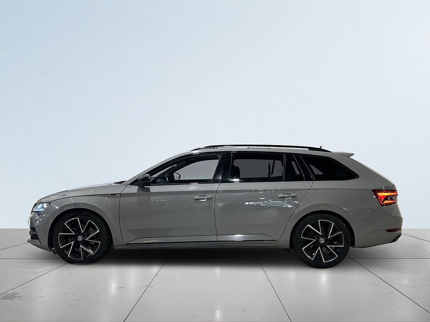 Bild 4 av Škoda Superb Kombi Skoda 2.0 TDI 4x4 Sportline Drag Dvärm 360° Kamera SoV