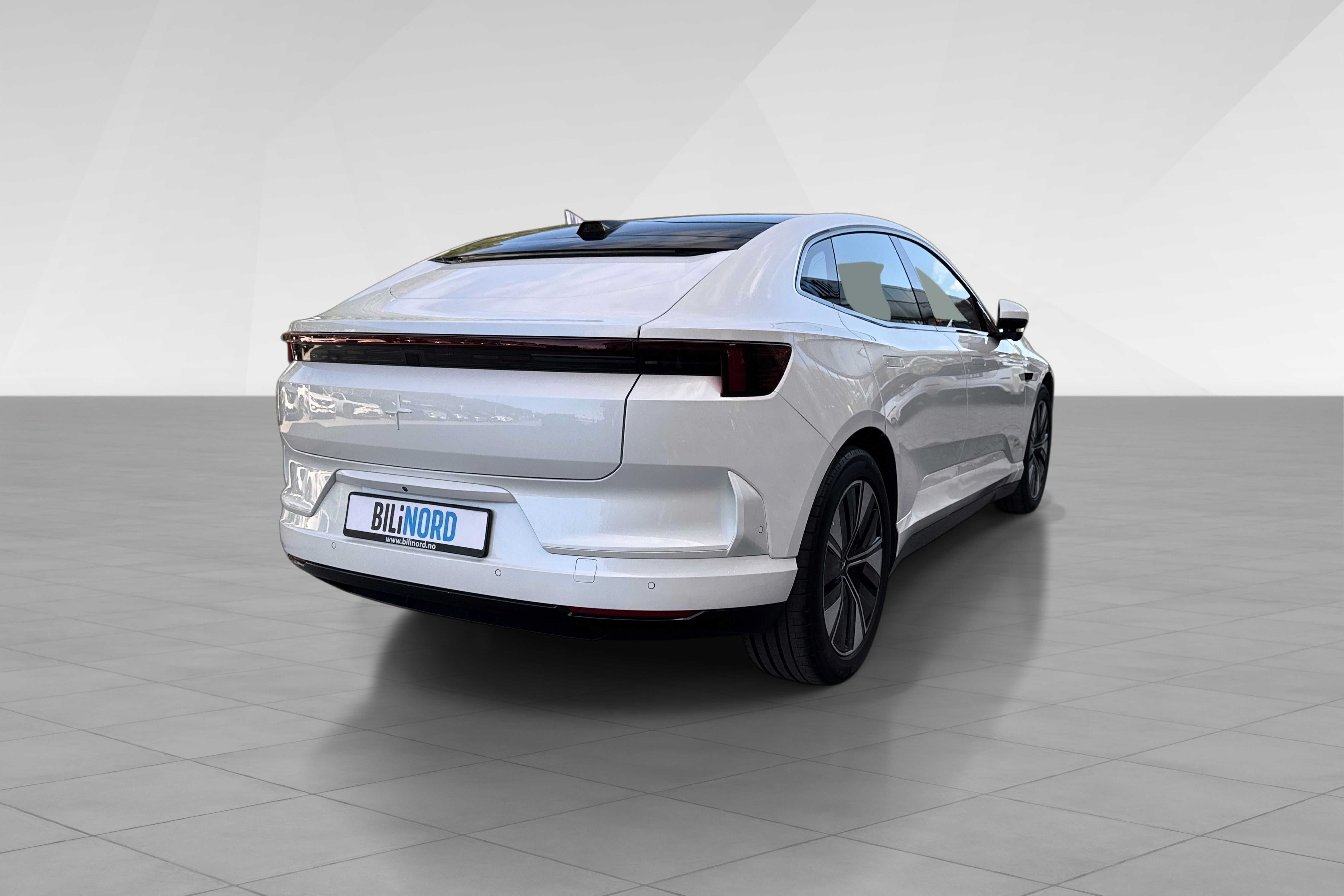 Polestar 4 Long Range Dual motor bilde 7