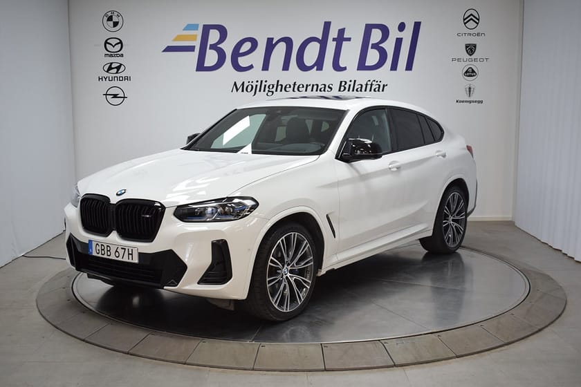 Bild 3 av BMW X4 M40i / Laser / Harman Kardon / Panoramaglastak/ Värmare