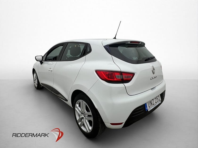 Bild 4 av Renault Clio 0.9 TCe 90hk Zen Navigation 2 Brukare 0,47l/mil